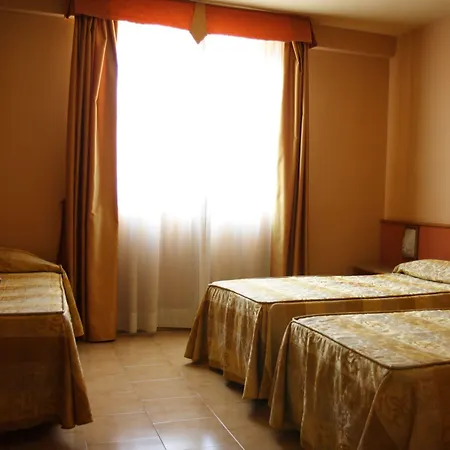 Tre Torri 3* Вілладджо-Мозе