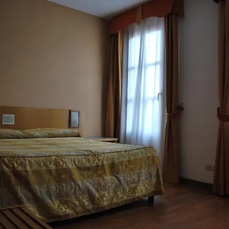 Готель Tre Torri 3*