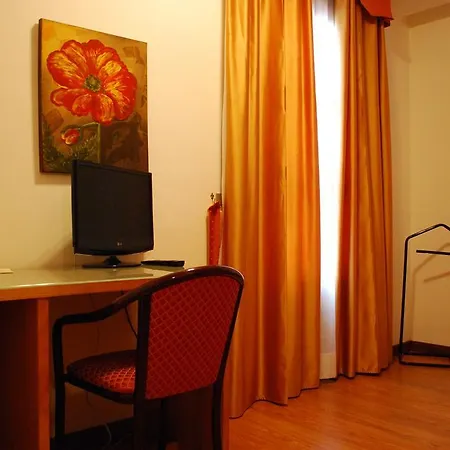 Tre Torri 3* Вілладджо-Мозе