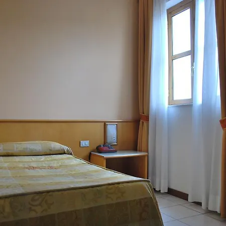 Tre Torri 3* Вілладджо-Мозе
